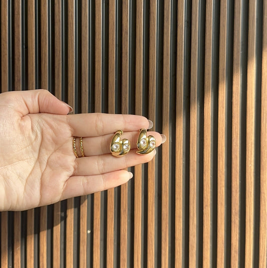 Golden Muse Mini Hoops